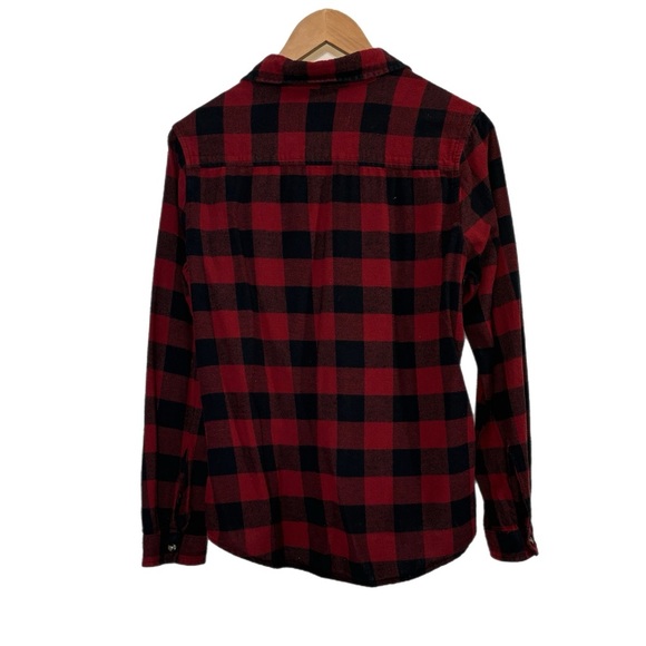 Field & Stream red & black checked cotton flannel long sleeve button up shacket - Picture 2 of 3